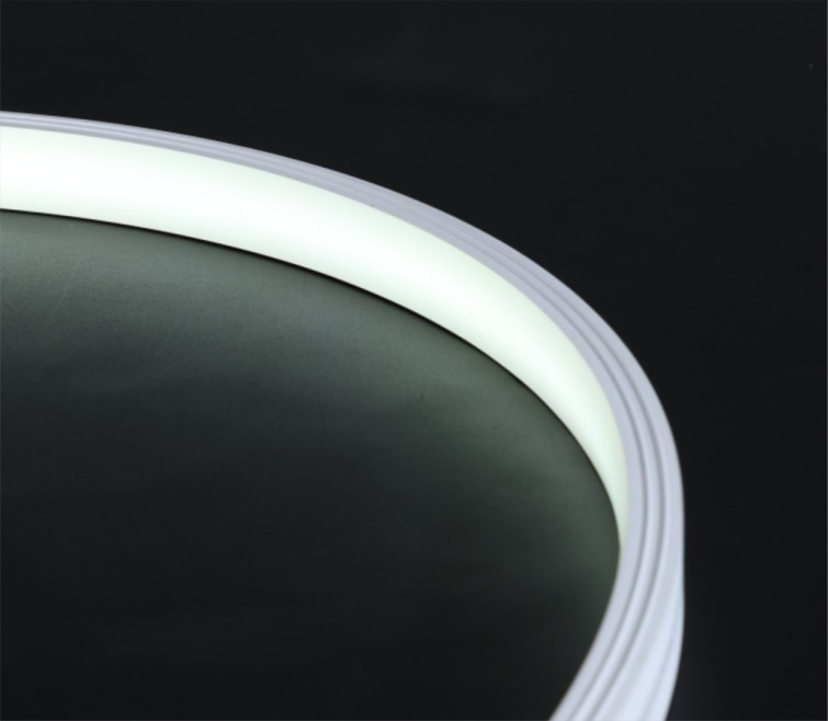 17 × 7 毫米免焊接硅胶灯带实物，SL-1707