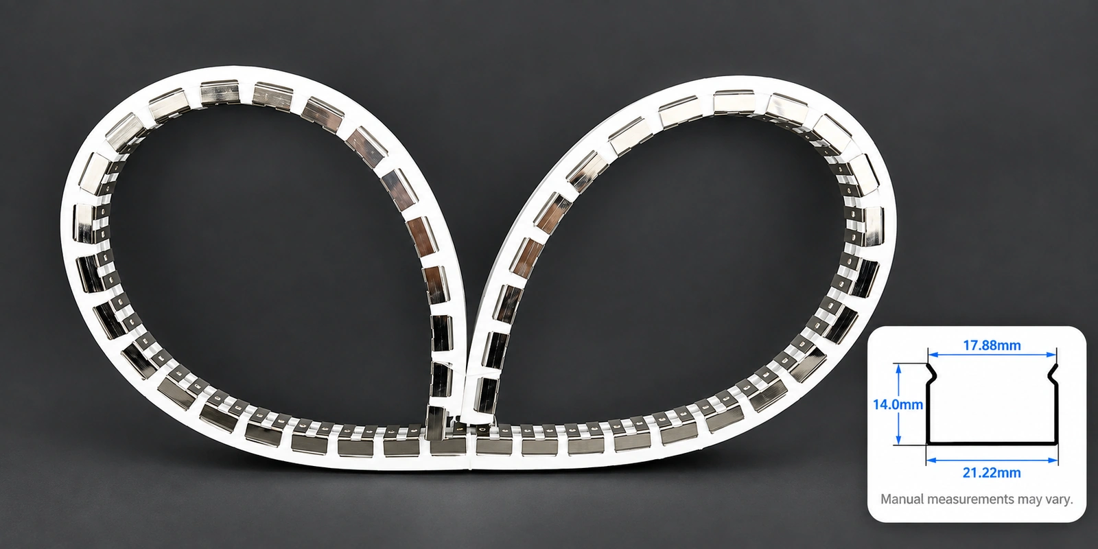 مسارات تركيب مرنة، ⁦20 × 20 mm⁩: صورة المنتج مع مقطع مرجعي أسفل اليمين وتنبيه بشأن تفاوت القياسات اليدوية