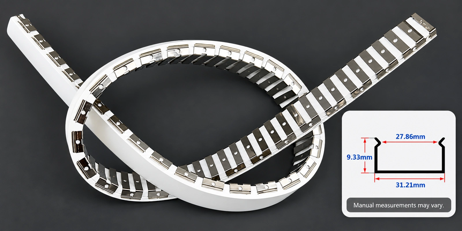 مسارات تركيب مرنة، ⁦30 × 10 mm⁩: صورة المنتج مع مقطع مرجعي أسفل اليمين وتنبيه بشأن تفاوت القياسات اليدوية